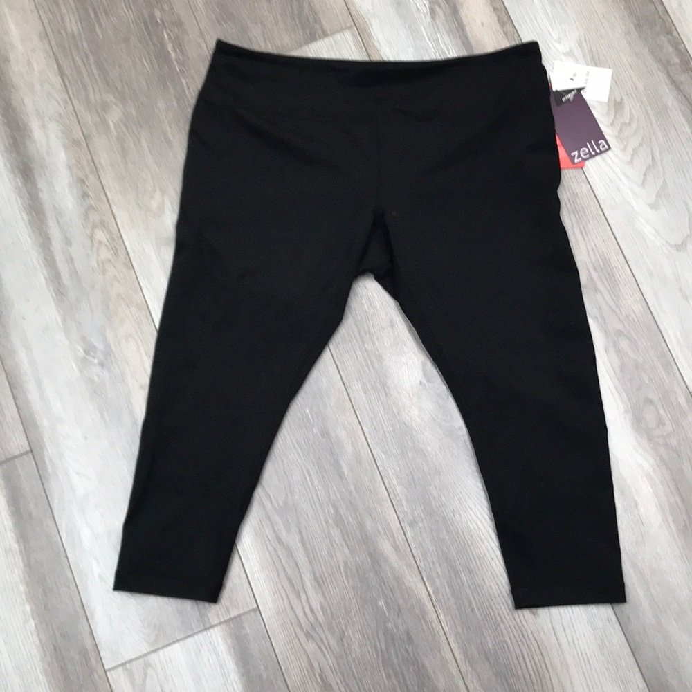 Zella reversible crop leggings NWT